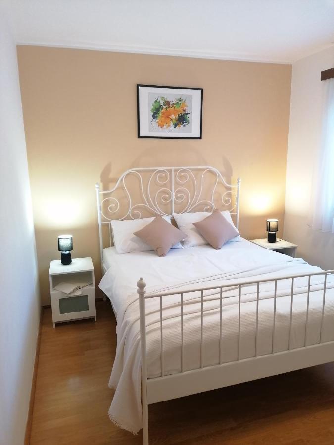 Apartment Mari Funtana Ngoại thất bức ảnh