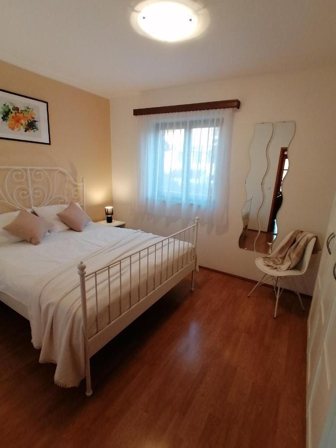 Apartment Mari Funtana Ngoại thất bức ảnh