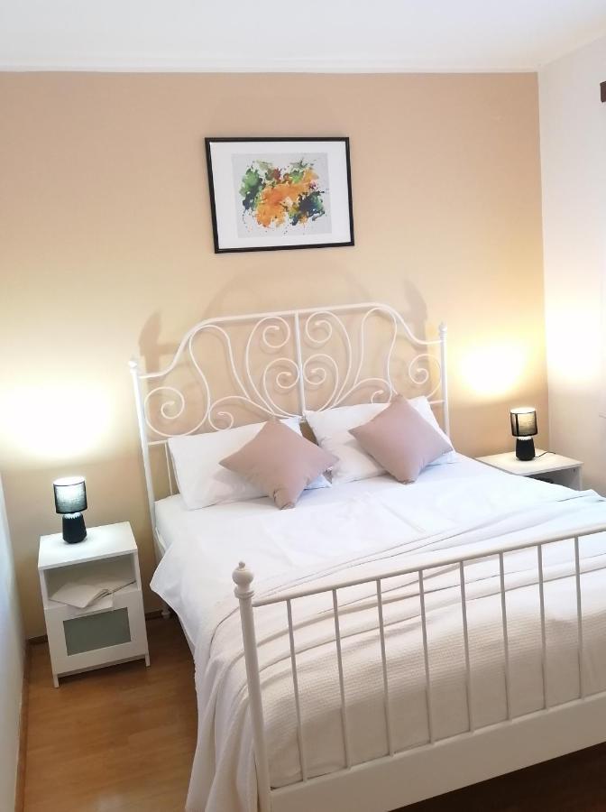 Apartment Mari Funtana Ngoại thất bức ảnh