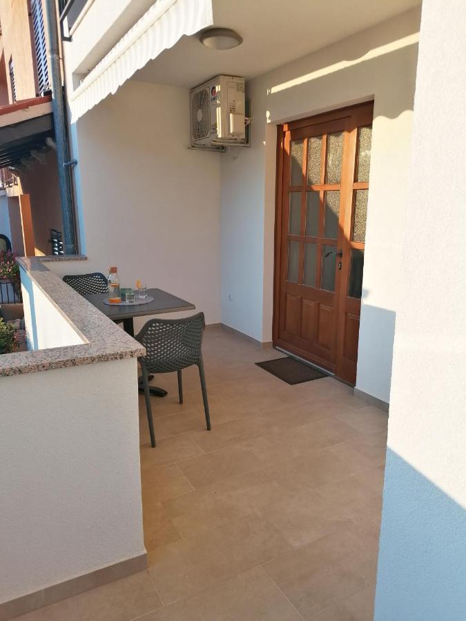 Apartment Mari Funtana Ngoại thất bức ảnh